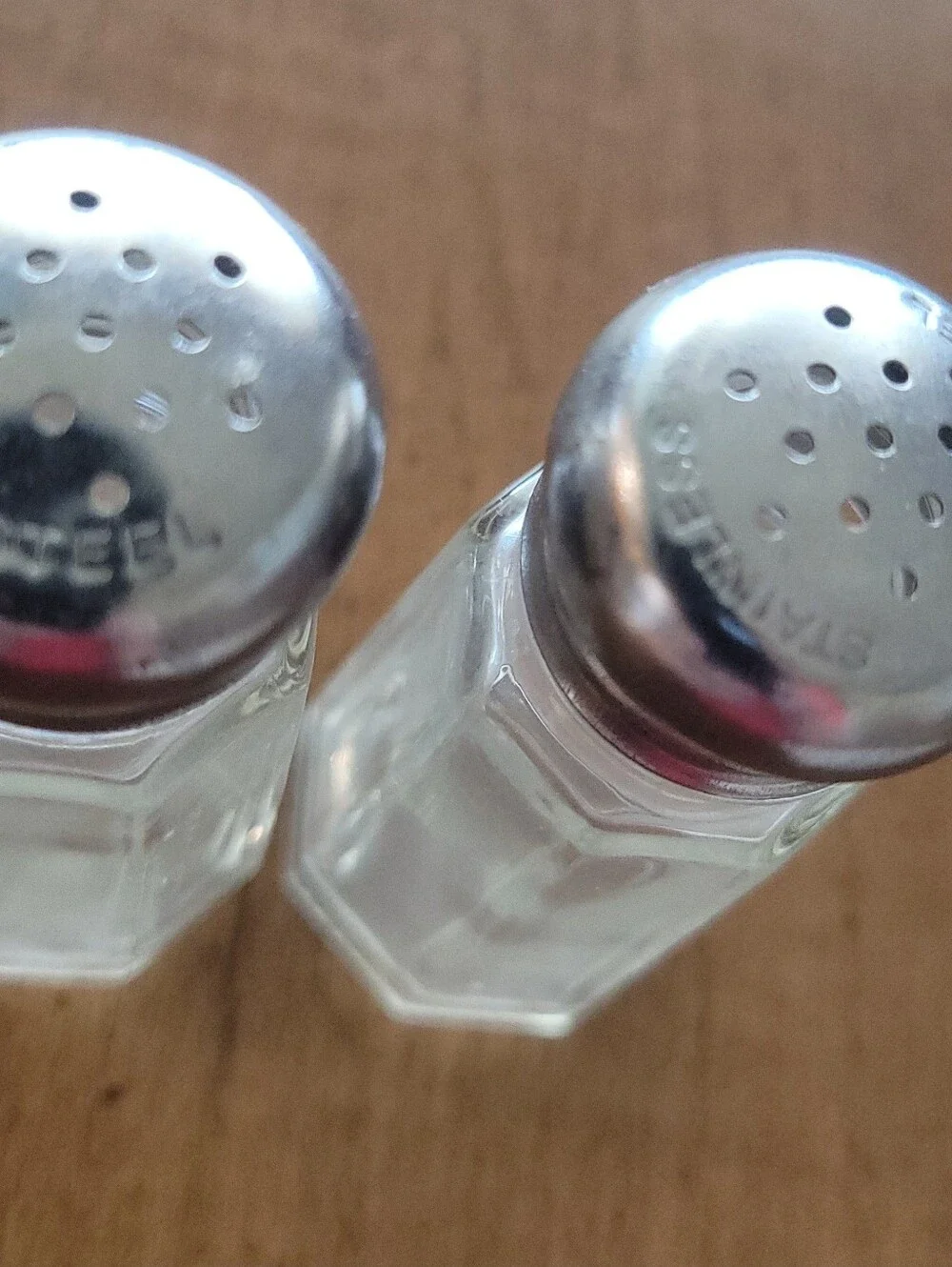 Vintage 8 Sided Gemco Clear Salt And Pepper Shakers